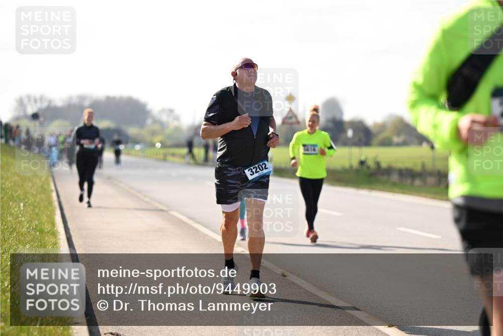 12.04.2026 - 45. Internationalen Wilhelmsburger Insellauf Dr. Thomas Lammeyer http://msf.ph/oto/9449903 12.04.2026 10:40:20 Laufen 3202 meine-sportfotos.de