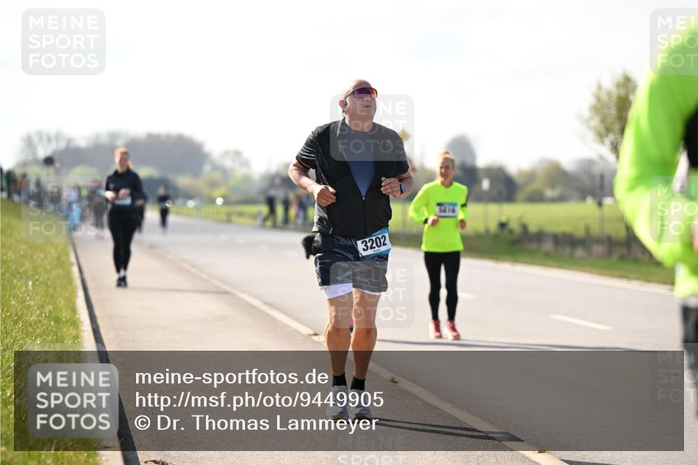 12.04.2026 - 45. Internationalen Wilhelmsburger Insellauf Dr. Thomas Lammeyer http://msf.ph/oto/9449905 12.04.2026 10:40:20 Laufen 3202 meine-sportfotos.de