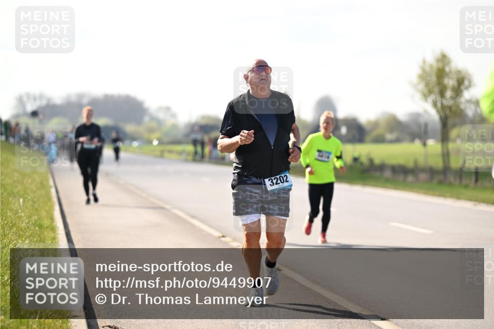 12.04.2026 - 45. Internationalen Wilhelmsburger Insellauf Dr. Thomas Lammeyer http://msf.ph/oto/9449907 12.04.2026 10:40:20 Laufen 3202 meine-sportfotos.de