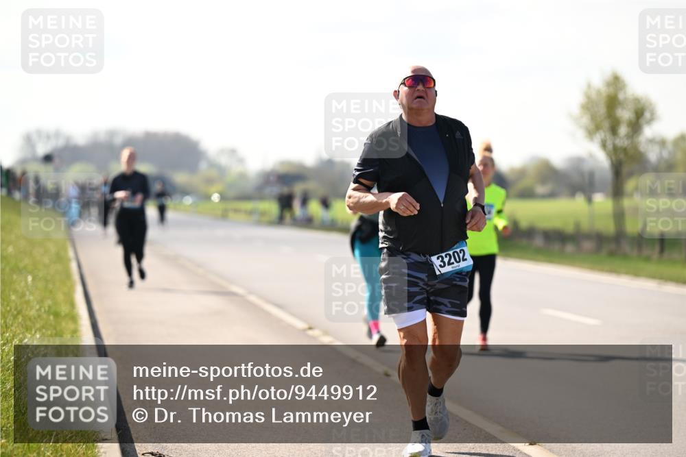 12.04.2026 - 45. Internationalen Wilhelmsburger Insellauf Dr. Thomas Lammeyer http://msf.ph/oto/9449912 12.04.2026 10:40:21 Laufen 3202 meine-sportfotos.de