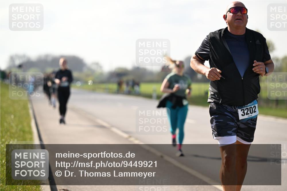 12.04.2026 - 45. Internationalen Wilhelmsburger Insellauf Dr. Thomas Lammeyer http://msf.ph/oto/9449921 12.04.2026 10:40:22 Laufen 3202 meine-sportfotos.de