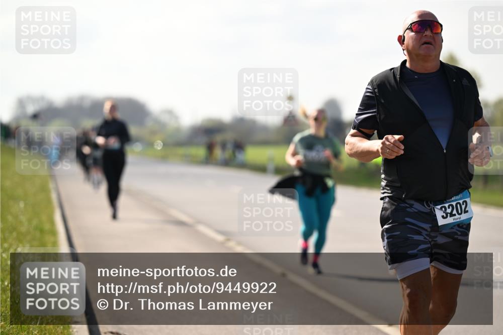 12.04.2026 - 45. Internationalen Wilhelmsburger Insellauf Dr. Thomas Lammeyer http://msf.ph/oto/9449922 12.04.2026 10:40:22 Laufen 3202 meine-sportfotos.de