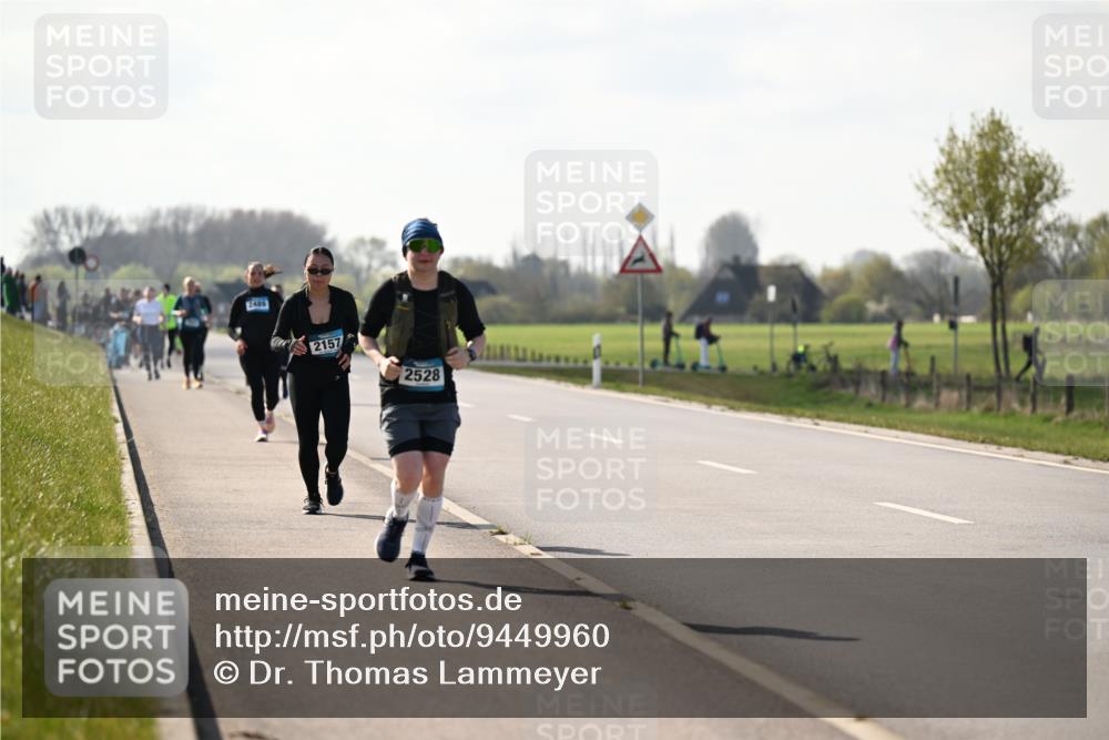 12.04.2026 - 45. Internationalen Wilhelmsburger Insellauf Dr. Thomas Lammeyer http://msf.ph/oto/9449960 12.04.2026 10:40:33 Laufen 2489, 2157, 2528 meine-sportfotos.de