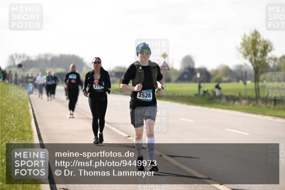 12.04.2026 - 45. Internationalen Wilhelmsburger Insellauf Dr. Thomas Lammeyer http://msf.ph/oto/9449973 12.04.2026 10:40:35 Laufen 215, 2528 meine-sportfotos.de