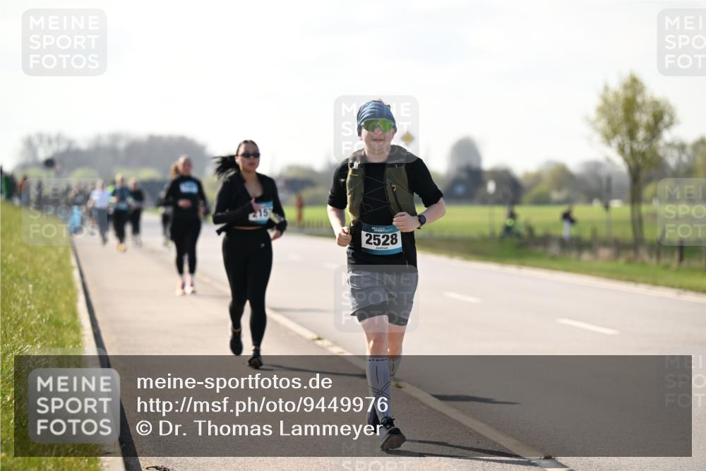 12.04.2026 - 45. Internationalen Wilhelmsburger Insellauf Dr. Thomas Lammeyer http://msf.ph/oto/9449976 12.04.2026 10:40:35 Laufen 215, 2528 meine-sportfotos.de