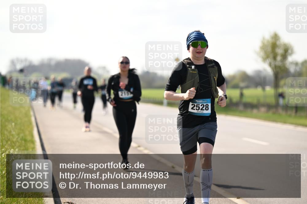 12.04.2026 - 45. Internationalen Wilhelmsburger Insellauf Dr. Thomas Lammeyer http://msf.ph/oto/9449983 12.04.2026 10:40:36 Laufen 215, 4, 2528 meine-sportfotos.de