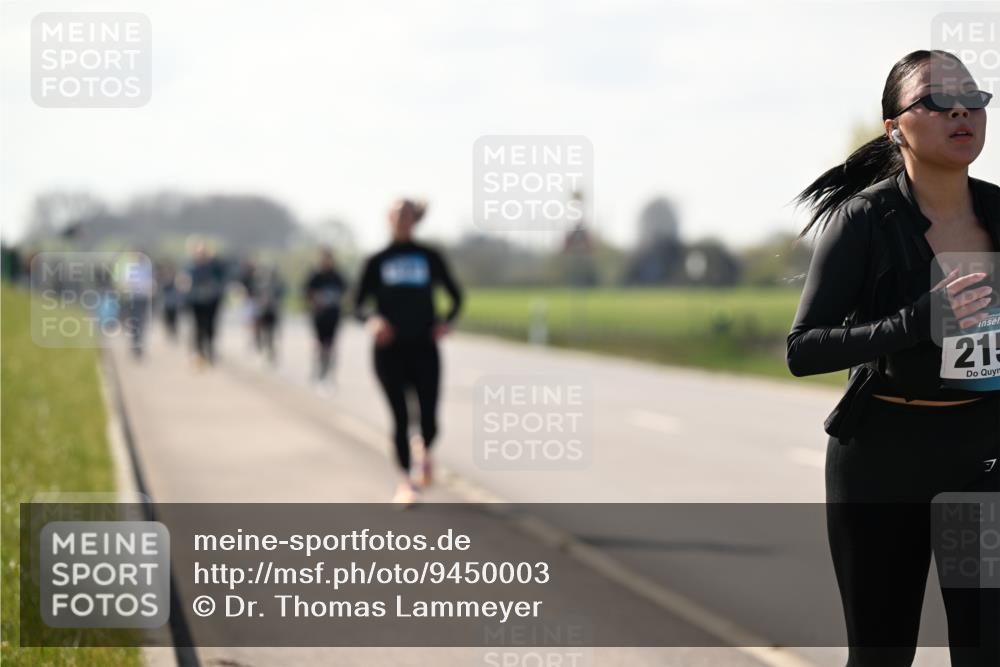 12.04.2026 - 45. Internationalen Wilhelmsburger Insellauf Dr. Thomas Lammeyer http://msf.ph/oto/9450003 12.04.2026 10:40:40 Laufen 215 meine-sportfotos.de