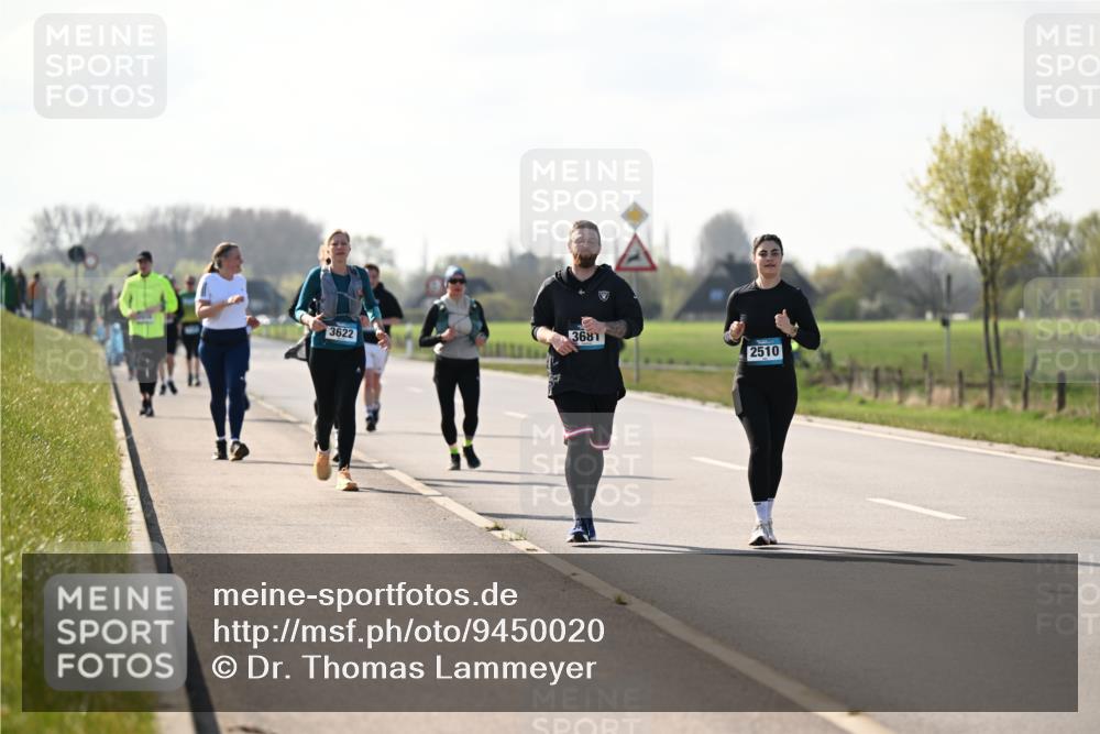 12.04.2026 - 45. Internationalen Wilhelmsburger Insellauf Dr. Thomas Lammeyer http://msf.ph/oto/9450020 12.04.2026 10:40:50 Laufen 3622, 3681, 2510 meine-sportfotos.de