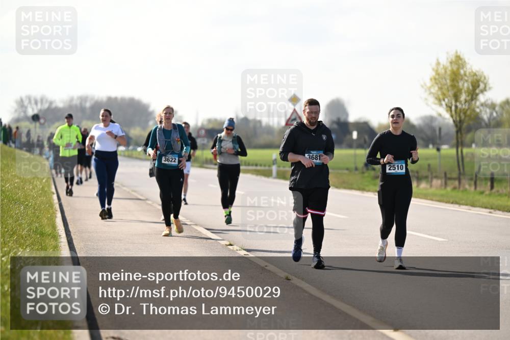 12.04.2026 - 45. Internationalen Wilhelmsburger Insellauf Dr. Thomas Lammeyer http://msf.ph/oto/9450029 12.04.2026 10:40:51 Laufen 3681, 3622, 2510 meine-sportfotos.de
