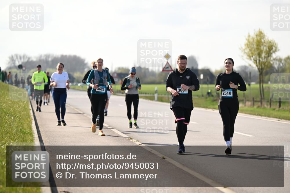 12.04.2026 - 45. Internationalen Wilhelmsburger Insellauf Dr. Thomas Lammeyer http://msf.ph/oto/9450031 12.04.2026 10:40:51 Laufen 3681, 3622, 2510 meine-sportfotos.de