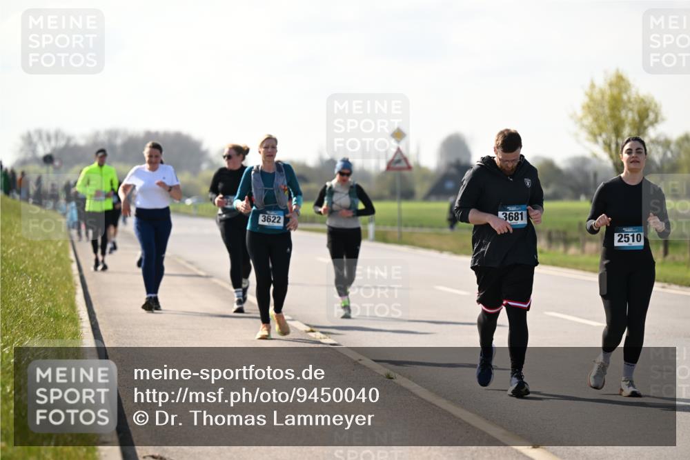 12.04.2026 - 45. Internationalen Wilhelmsburger Insellauf Dr. Thomas Lammeyer http://msf.ph/oto/9450040 12.04.2026 10:40:53 Laufen 3681, 3622, 2510 meine-sportfotos.de