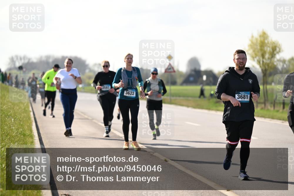 12.04.2026 - 45. Internationalen Wilhelmsburger Insellauf Dr. Thomas Lammeyer http://msf.ph/oto/9450046 12.04.2026 10:40:53 Laufen 3622, 3681 meine-sportfotos.de