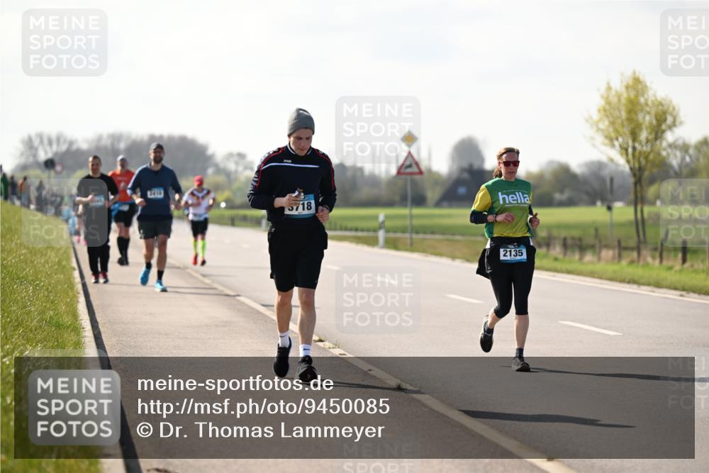 12.04.2026 - 45. Internationalen Wilhelmsburger Insellauf Dr. Thomas Lammeyer http://msf.ph/oto/9450085 12.04.2026 10:41:07 Laufen 5718, 2135 meine-sportfotos.de