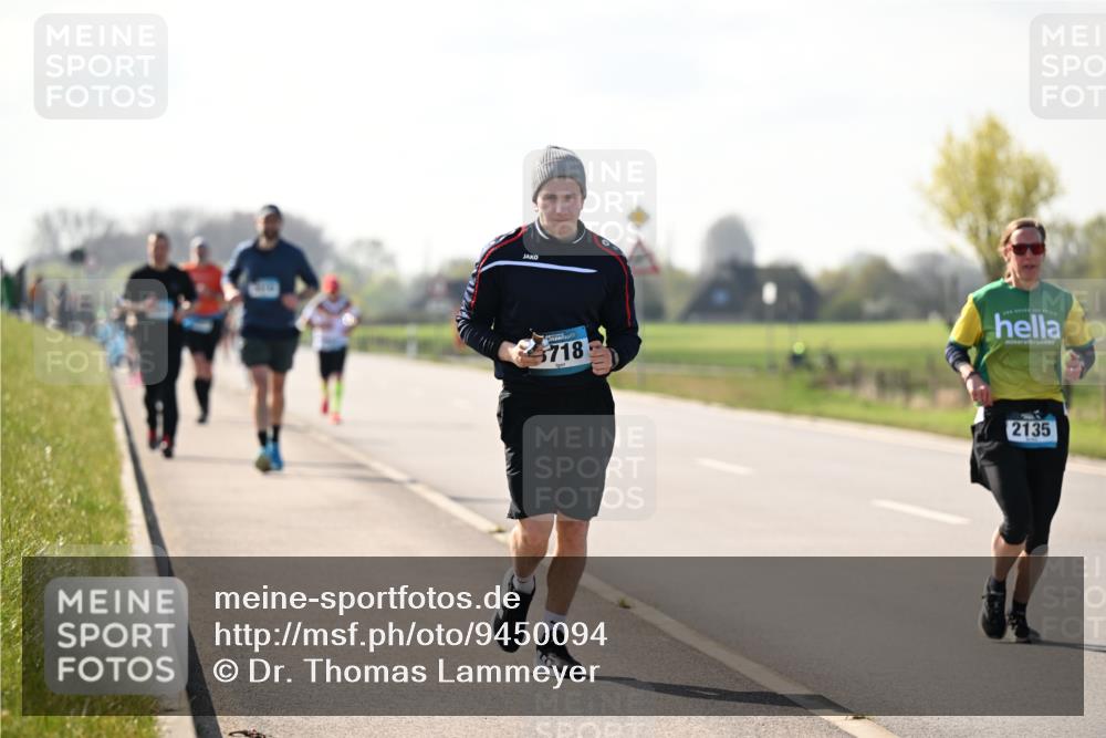 12.04.2026 - 45. Internationalen Wilhelmsburger Insellauf Dr. Thomas Lammeyer http://msf.ph/oto/9450094 12.04.2026 10:41:09 Laufen 718, 2135 meine-sportfotos.de