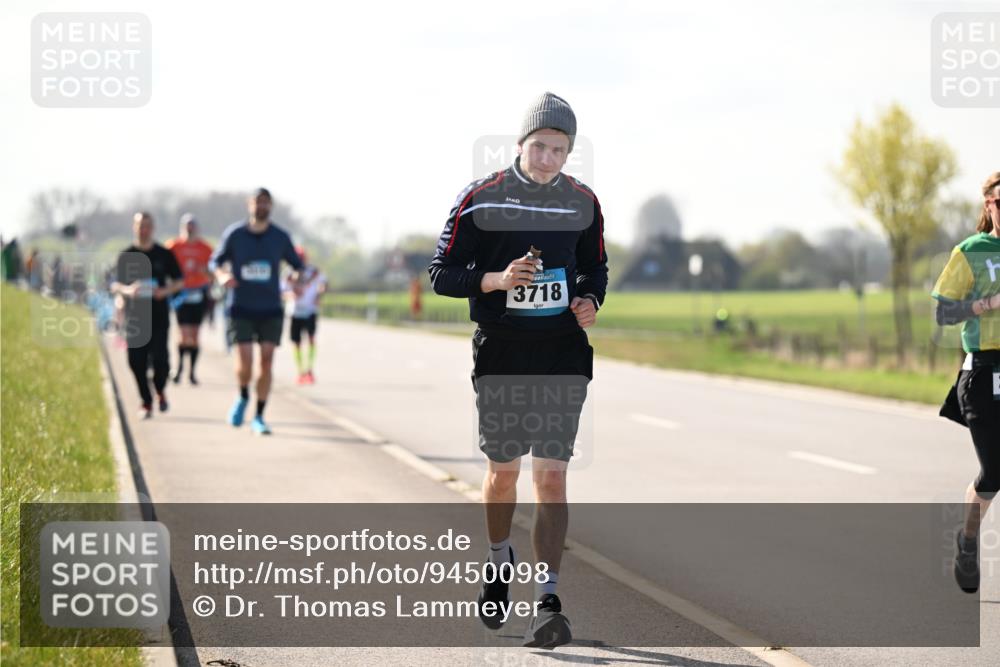12.04.2026 - 45. Internationalen Wilhelmsburger Insellauf Dr. Thomas Lammeyer http://msf.ph/oto/9450098 12.04.2026 10:41:09 Laufen 3718 meine-sportfotos.de