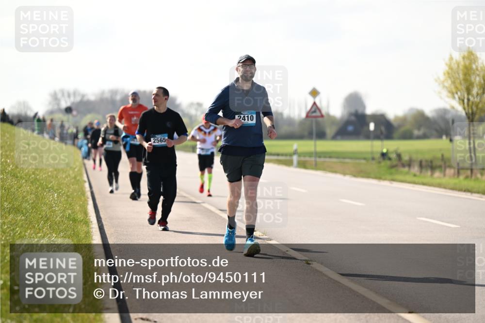12.04.2026 - 45. Internationalen Wilhelmsburger Insellauf Dr. Thomas Lammeyer http://msf.ph/oto/9450111 12.04.2026 10:41:13 Laufen 2565, 2410 meine-sportfotos.de