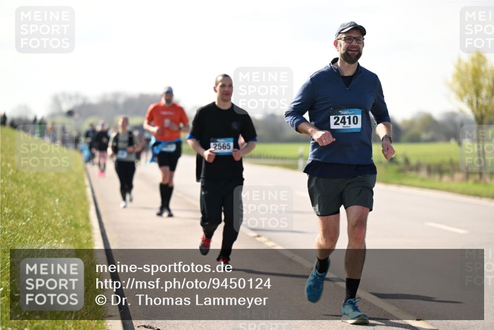 12.04.2026 - 45. Internationalen Wilhelmsburger Insellauf Dr. Thomas Lammeyer http://msf.ph/oto/9450124 12.04.2026 10:41:16 Laufen 2565, 2410 meine-sportfotos.de