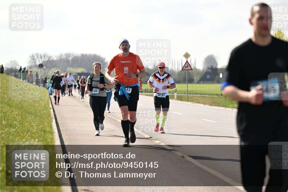 12.04.2026 - 45. Internationalen Wilhelmsburger Insellauf Dr. Thomas Lammeyer http://msf.ph/oto/9450145 12.04.2026 10:41:19 Laufen 165, 33, 4191 meine-sportfotos.de