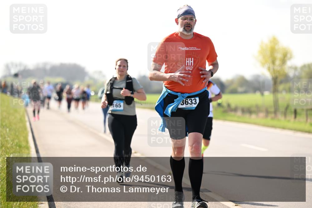 12.04.2026 - 45. Internationalen Wilhelmsburger Insellauf Dr. Thomas Lammeyer http://msf.ph/oto/9450163 12.04.2026 10:41:22 Laufen 165, 30, 3633 meine-sportfotos.de