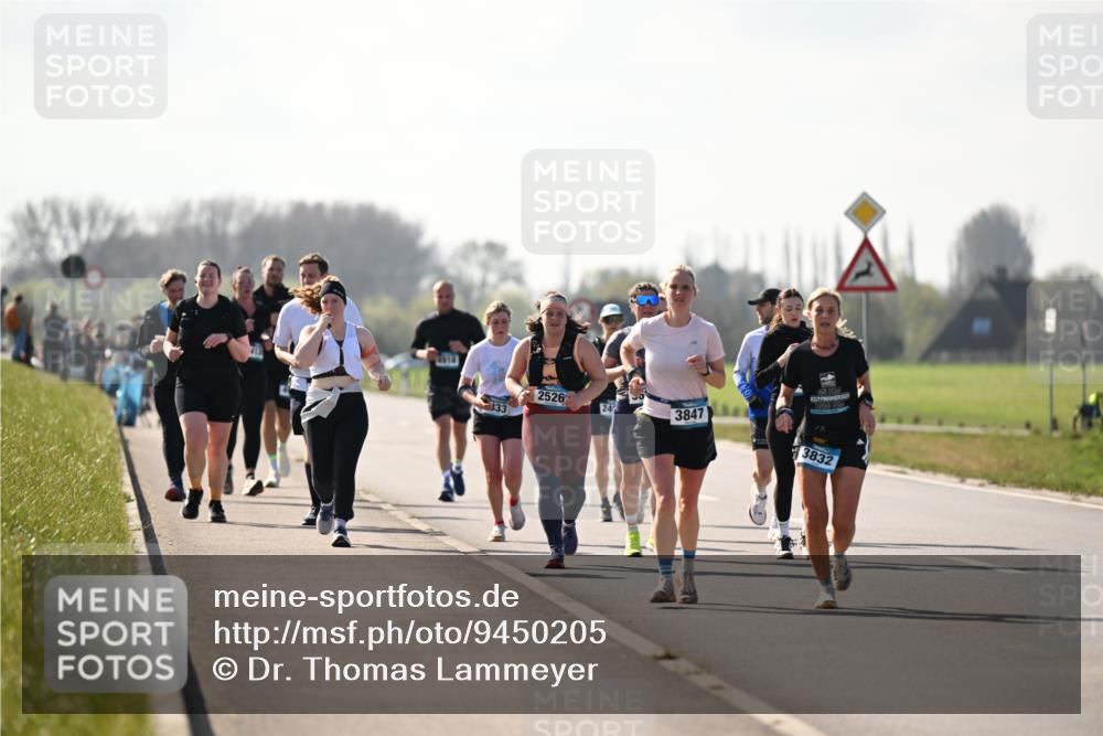 12.04.2026 - 45. Internationalen Wilhelmsburger Insellauf Dr. Thomas Lammeyer http://msf.ph/oto/9450205 12.04.2026 10:41:37 Laufen 4914, 333, 2526, 24, 3847, 2023, 3832 meine-sportfotos.de