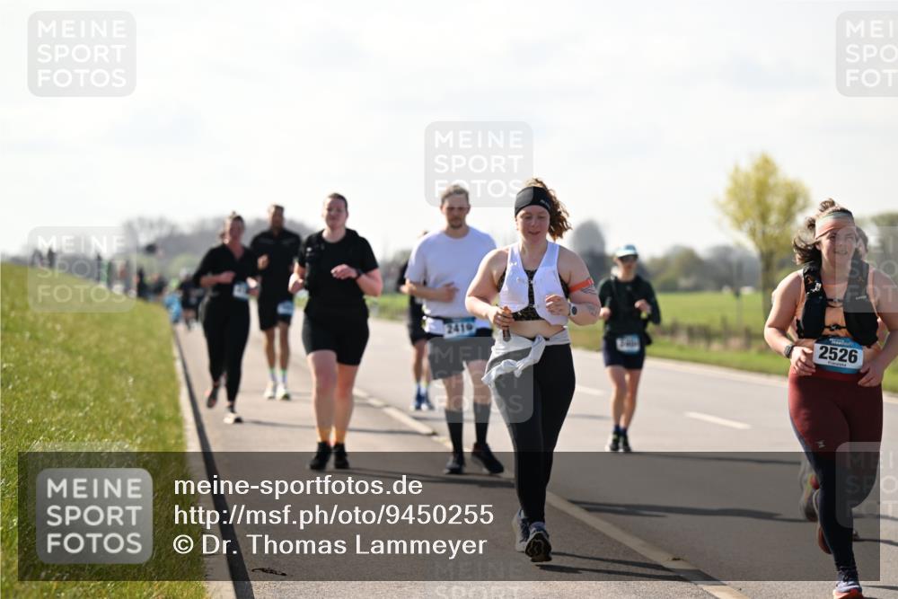 12.04.2026 - 45. Internationalen Wilhelmsburger Insellauf Dr. Thomas Lammeyer http://msf.ph/oto/9450255 12.04.2026 10:41:46 Laufen 2419, 2526 meine-sportfotos.de