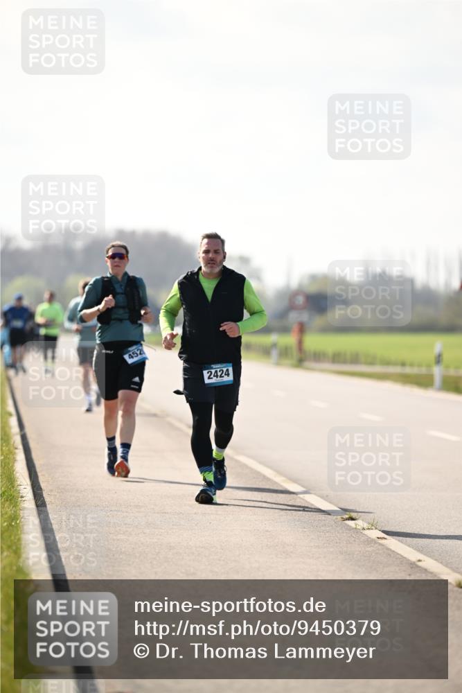 12.04.2026 - 45. Internationalen Wilhelmsburger Insellauf Dr. Thomas Lammeyer http://msf.ph/oto/9450379 12.04.2026 10:43:13 Laufen 452, 2424 meine-sportfotos.de