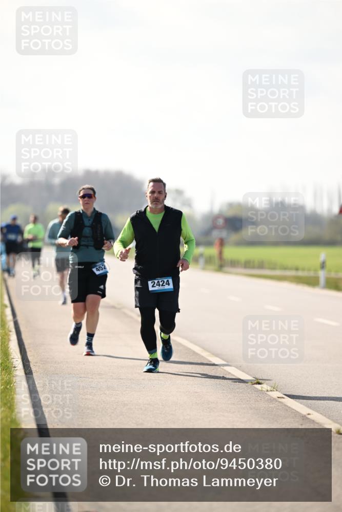12.04.2026 - 45. Internationalen Wilhelmsburger Insellauf Dr. Thomas Lammeyer http://msf.ph/oto/9450380 12.04.2026 10:43:13 Laufen 452, 2424 meine-sportfotos.de