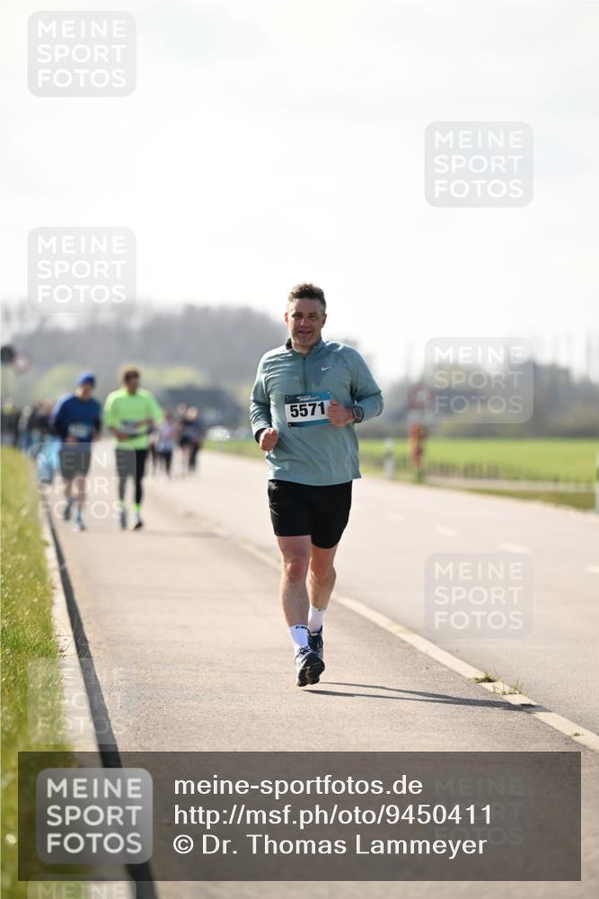 12.04.2026 - 45. Internationalen Wilhelmsburger Insellauf Dr. Thomas Lammeyer http://msf.ph/oto/9450411 12.04.2026 10:43:24 Laufen 5571 meine-sportfotos.de