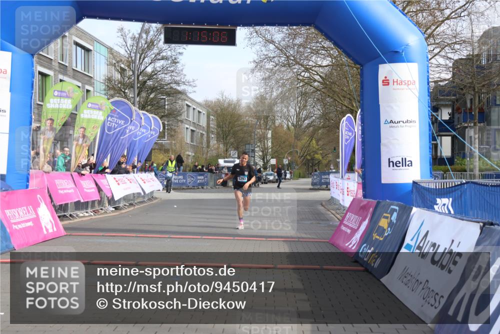 12.04.2026 - 45. Internationalen Wilhelmsburger Insellauf Strokosch-Dieckow http://msf.ph/oto/9450417 12.04.2026 10:05:05 Ziel 5293 meine-sportfotos.de