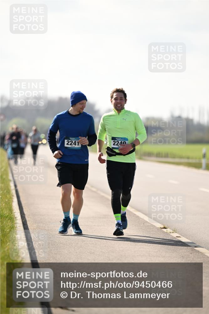 12.04.2026 - 45. Internationalen Wilhelmsburger Insellauf Dr. Thomas Lammeyer http://msf.ph/oto/9450466 12.04.2026 10:43:38 Laufen 2241, 2240 meine-sportfotos.de