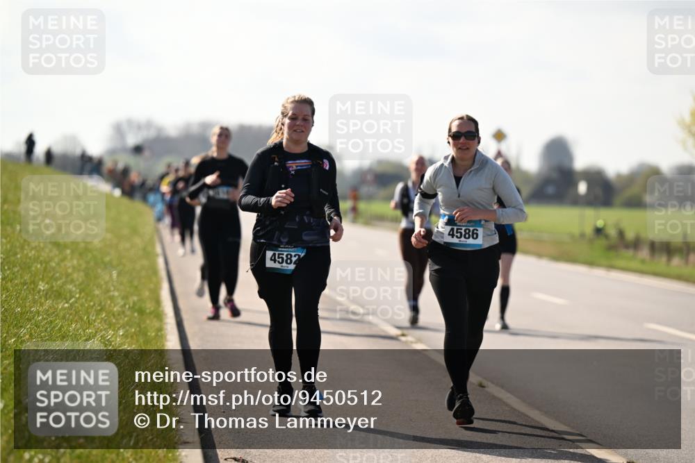 12.04.2026 - 45. Internationalen Wilhelmsburger Insellauf Dr. Thomas Lammeyer http://msf.ph/oto/9450512 12.04.2026 10:44:01 Laufen 4582, 4586 meine-sportfotos.de