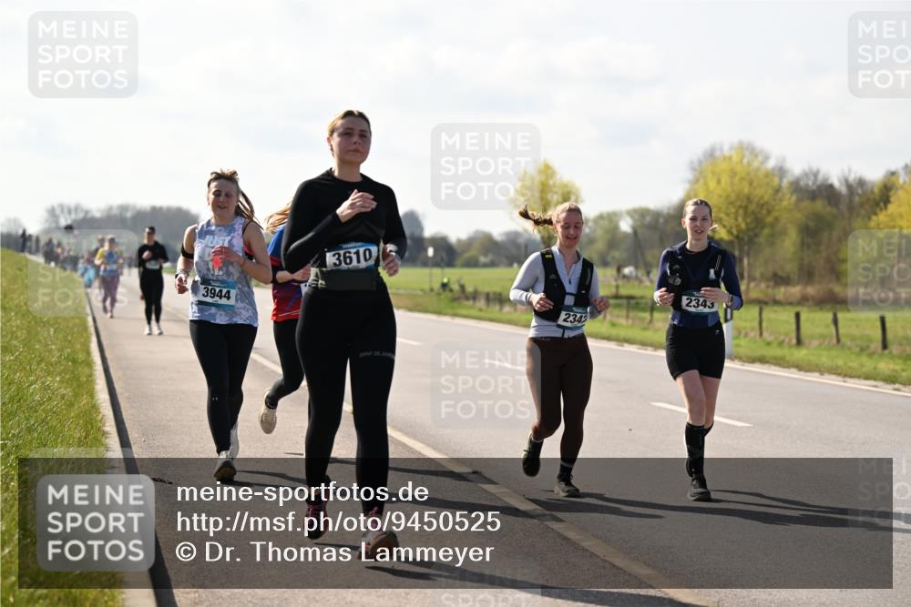 12.04.2026 - 45. Internationalen Wilhelmsburger Insellauf Dr. Thomas Lammeyer http://msf.ph/oto/9450525 12.04.2026 10:44:07 Laufen 3944, 3610, 2342, 2343 meine-sportfotos.de