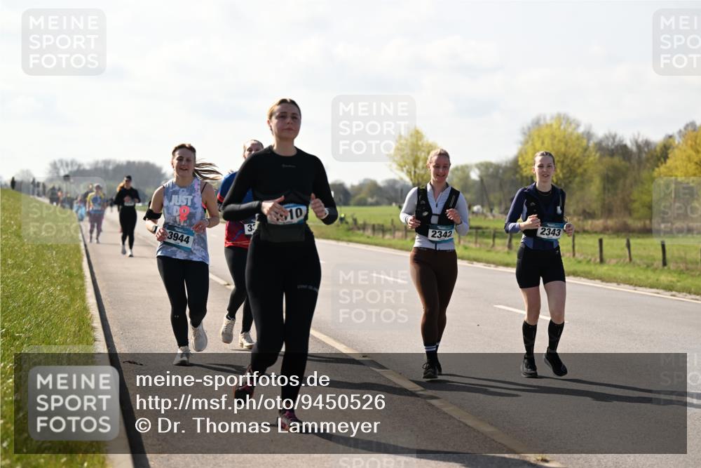 12.04.2026 - 45. Internationalen Wilhelmsburger Insellauf Dr. Thomas Lammeyer http://msf.ph/oto/9450526 12.04.2026 10:44:07 Laufen 3944, 10, 33, 2342, 2343 meine-sportfotos.de