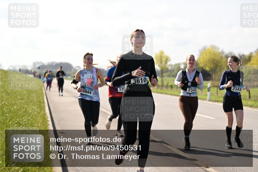 12.04.2026 - 45. Internationalen Wilhelmsburger Insellauf Dr. Thomas Lammeyer http://msf.ph/oto/9450531 12.04.2026 10:44:08 Laufen 3944, 3610, 339, 2342, 2343 meine-sportfotos.de