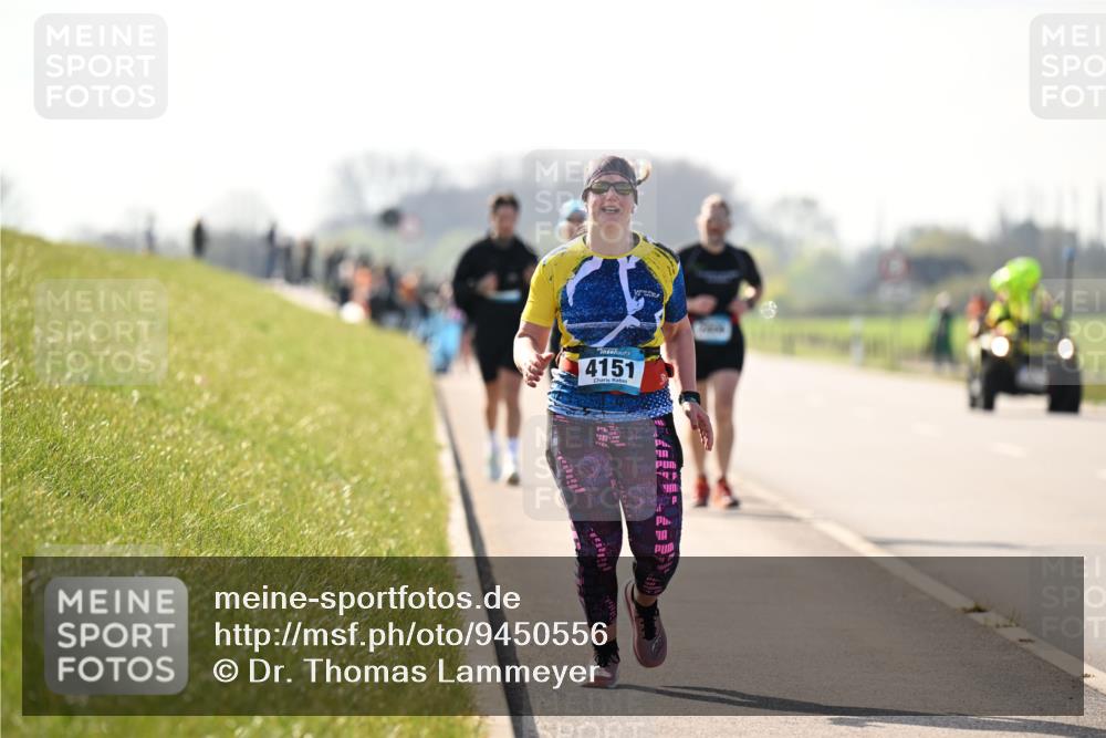 12.04.2026 - 45. Internationalen Wilhelmsburger Insellauf Dr. Thomas Lammeyer http://msf.ph/oto/9450556 12.04.2026 10:44:18 Laufen 4151 meine-sportfotos.de