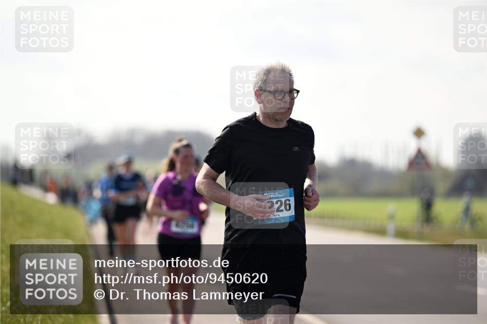 12.04.2026 - 45. Internationalen Wilhelmsburger Insellauf Dr. Thomas Lammeyer http://msf.ph/oto/9450620 12.04.2026 10:44:50 Laufen 45, 226 meine-sportfotos.de