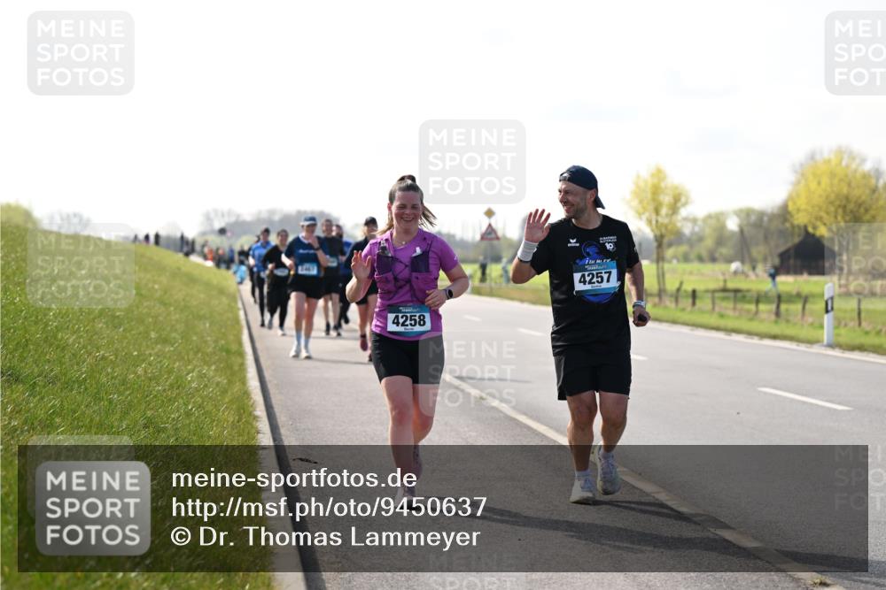 12.04.2026 - 45. Internationalen Wilhelmsburger Insellauf Dr. Thomas Lammeyer http://msf.ph/oto/9450637 12.04.2026 10:44:55 Laufen 10, 4258, 4257 meine-sportfotos.de