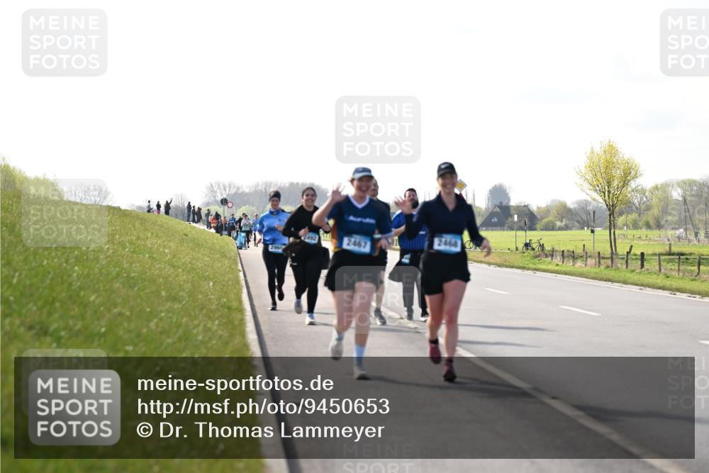 12.04.2026 - 45. Internationalen Wilhelmsburger Insellauf Dr. Thomas Lammeyer http://msf.ph/oto/9450653 12.04.2026 10:44:59 Laufen 2960, 2467, 2468 meine-sportfotos.de