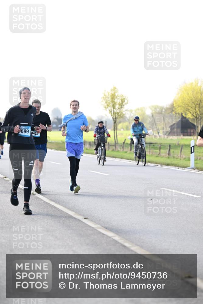 12.04.2026 - 45. Internationalen Wilhelmsburger Insellauf Dr. Thomas Lammeyer http://msf.ph/oto/9450736 12.04.2026 10:45:33 Laufen 699, 3421 meine-sportfotos.de