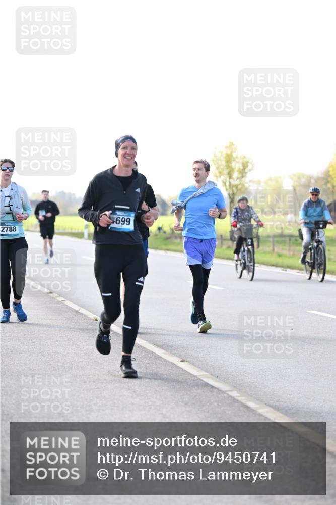 12.04.2026 - 45. Internationalen Wilhelmsburger Insellauf Dr. Thomas Lammeyer http://msf.ph/oto/9450741 12.04.2026 10:45:34 Laufen 699, 2788 meine-sportfotos.de