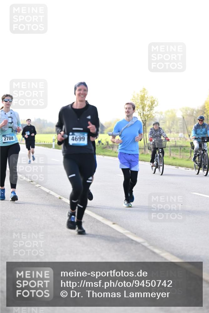 12.04.2026 - 45. Internationalen Wilhelmsburger Insellauf Dr. Thomas Lammeyer http://msf.ph/oto/9450742 12.04.2026 10:45:34 Laufen 2788, 4699 meine-sportfotos.de