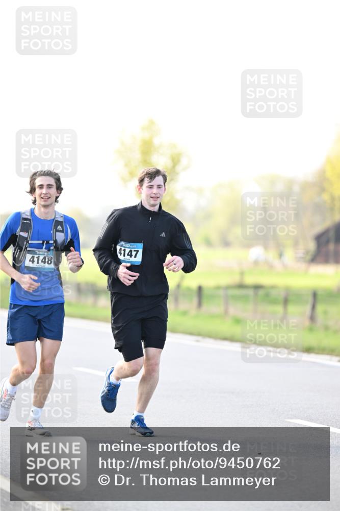 12.04.2026 - 45. Internationalen Wilhelmsburger Insellauf Dr. Thomas Lammeyer http://msf.ph/oto/9450762 12.04.2026 10:45:42 Laufen 4148, 4147 meine-sportfotos.de