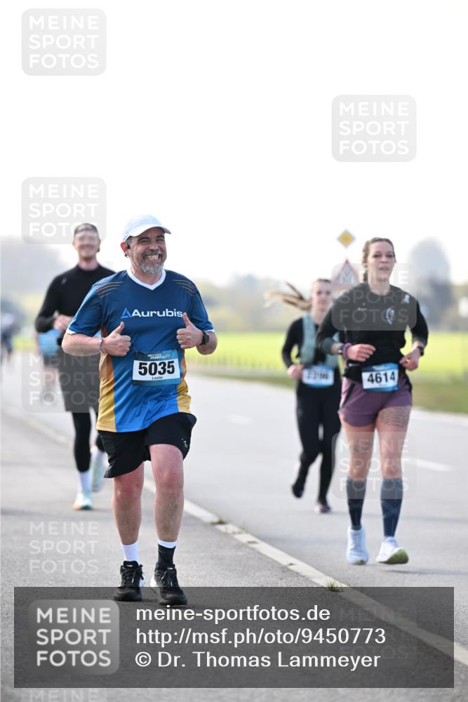 12.04.2026 - 45. Internationalen Wilhelmsburger Insellauf Dr. Thomas Lammeyer http://msf.ph/oto/9450773 12.04.2026 10:45:44 Laufen 5035, 4614 meine-sportfotos.de