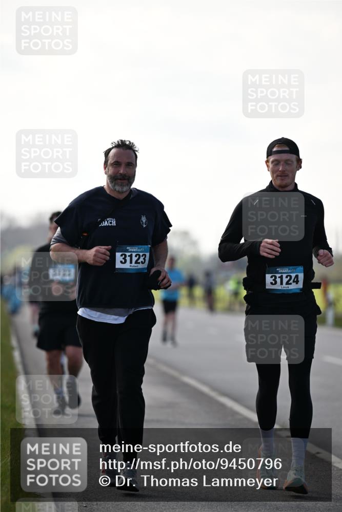 12.04.2026 - 45. Internationalen Wilhelmsburger Insellauf Dr. Thomas Lammeyer http://msf.ph/oto/9450796 12.04.2026 10:45:48 Laufen 3132, 3123, 45, 3124 meine-sportfotos.de