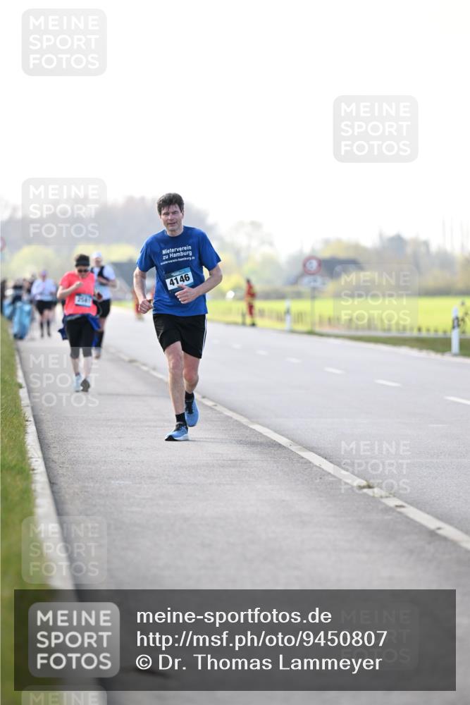 12.04.2026 - 45. Internationalen Wilhelmsburger Insellauf Dr. Thomas Lammeyer http://msf.ph/oto/9450807 12.04.2026 10:46:27 Laufen 4146 meine-sportfotos.de