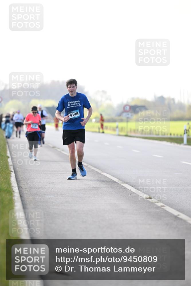 12.04.2026 - 45. Internationalen Wilhelmsburger Insellauf Dr. Thomas Lammeyer http://msf.ph/oto/9450809 12.04.2026 10:46:27 Laufen 4146, 05 meine-sportfotos.de
