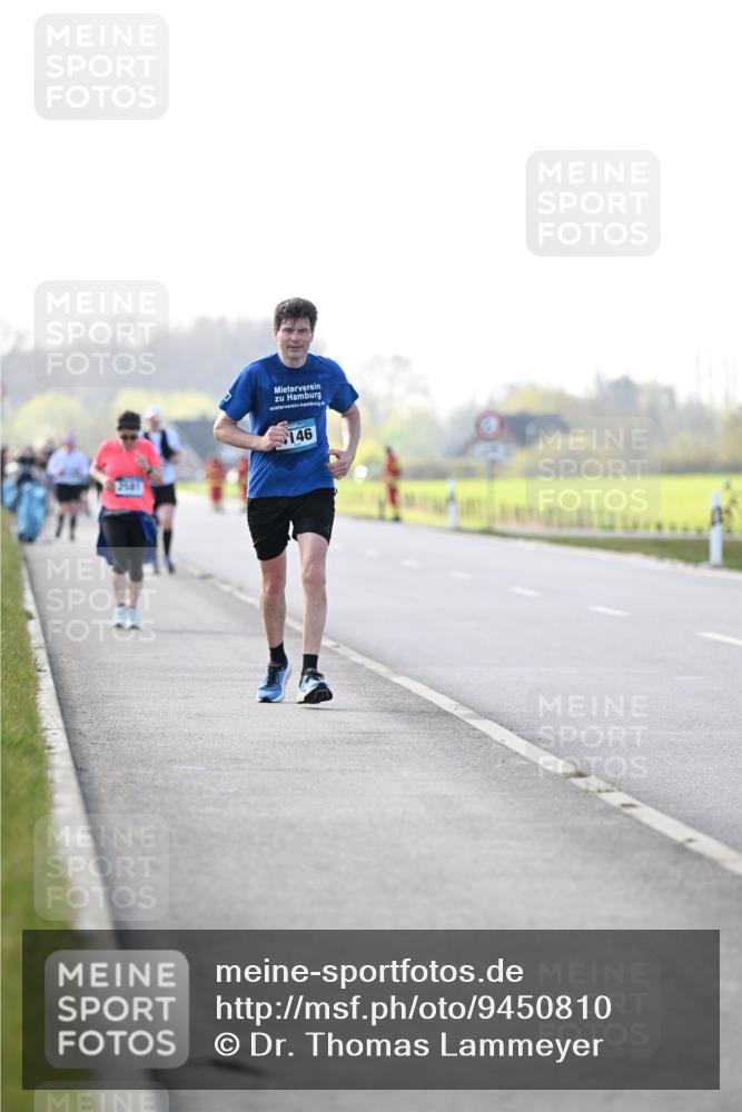 12.04.2026 - 45. Internationalen Wilhelmsburger Insellauf Dr. Thomas Lammeyer http://msf.ph/oto/9450810 12.04.2026 10:46:27 Laufen 146 meine-sportfotos.de