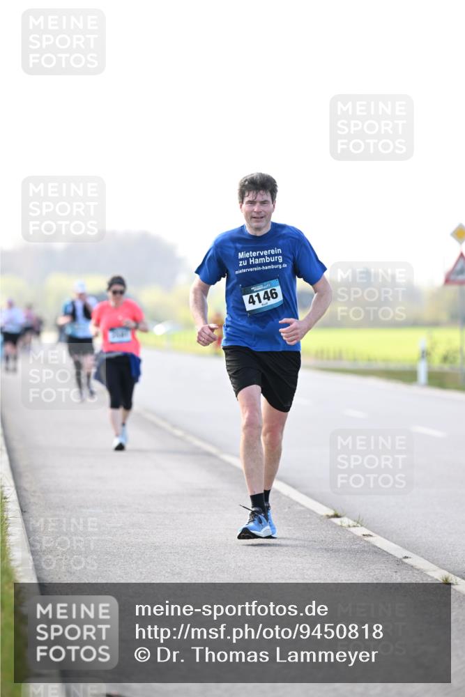 12.04.2026 - 45. Internationalen Wilhelmsburger Insellauf Dr. Thomas Lammeyer http://msf.ph/oto/9450818 12.04.2026 10:46:31 Laufen 4146 meine-sportfotos.de