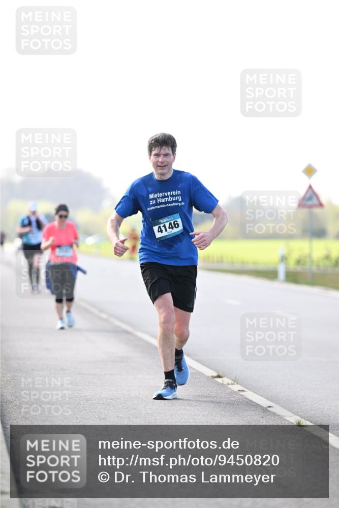 12.04.2026 - 45. Internationalen Wilhelmsburger Insellauf Dr. Thomas Lammeyer http://msf.ph/oto/9450820 12.04.2026 10:46:31 Laufen 4146 meine-sportfotos.de
