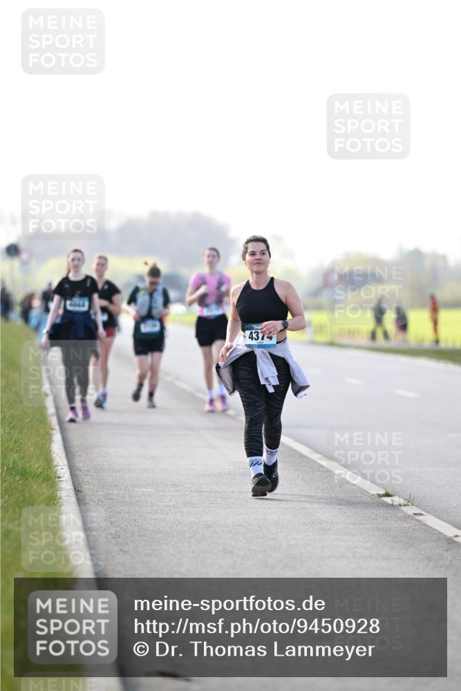 12.04.2026 - 45. Internationalen Wilhelmsburger Insellauf Dr. Thomas Lammeyer http://msf.ph/oto/9450928 12.04.2026 10:47:13 Laufen 4374 meine-sportfotos.de